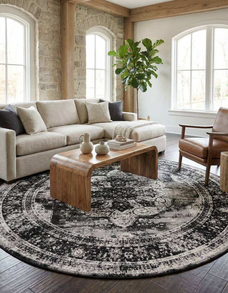 Detail image of 10' x 10' Monte Carlo Round Rug