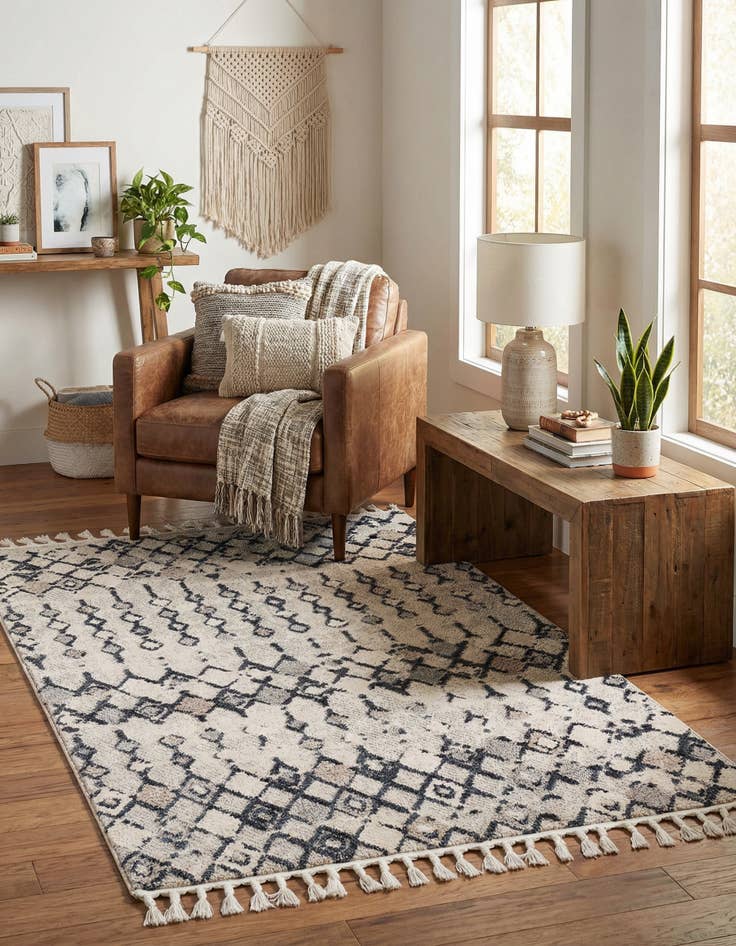 Detail image of 4' x 6' Cherokee Rug