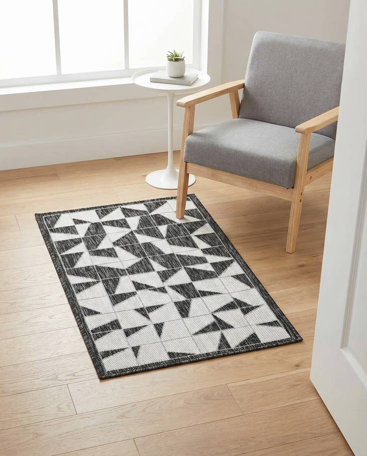 Detail image of 2' x 3' Easy-Clean Modern Indoor / Outdoor Rug