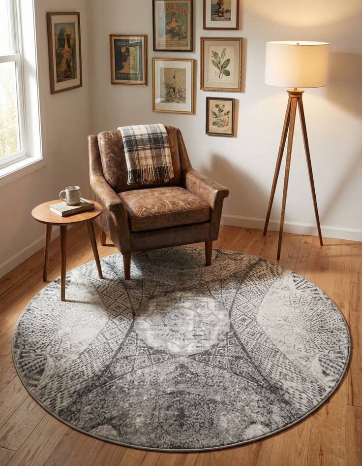 Detail image of 5' 3 x 5' 3 Monte Carlo Round Rug