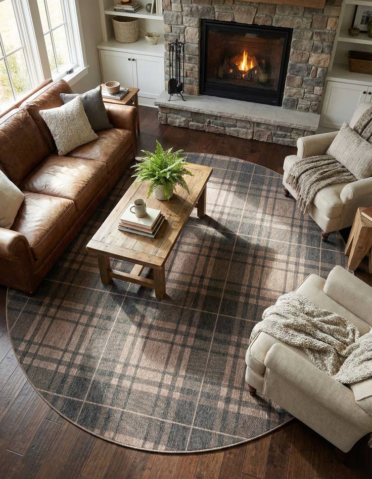 Detail image of 10' x 10' Washable Checkered Indoor / Outdoor Round Rug