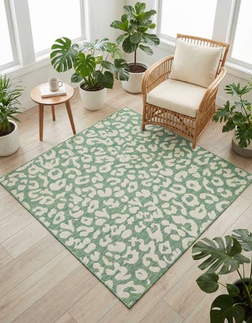 5' 3 x 5' 3 Easy-Clean Safari Indoor / Outdoor Square Rug