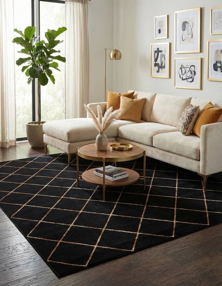 Detail image of 7' 10 x 7' 10 Vogue Geo Square Rug