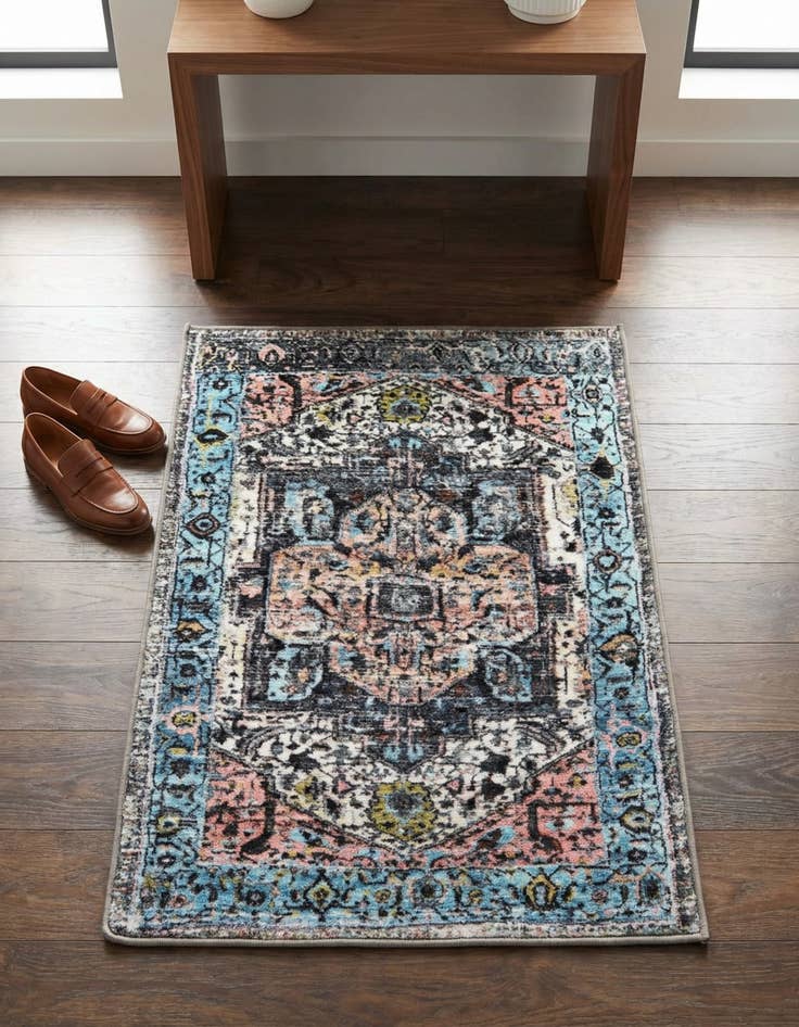 Detail image of 2' 2 x 3' Medina Rug