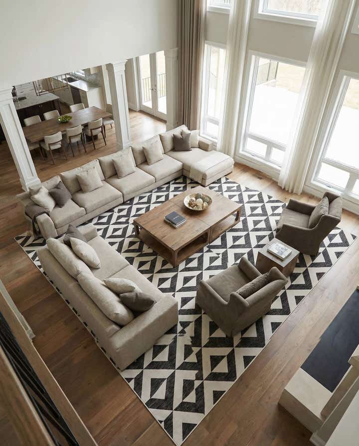 13' x 13' Easy-Clean Jill Zarin Indoor / Outdoor Square Rug