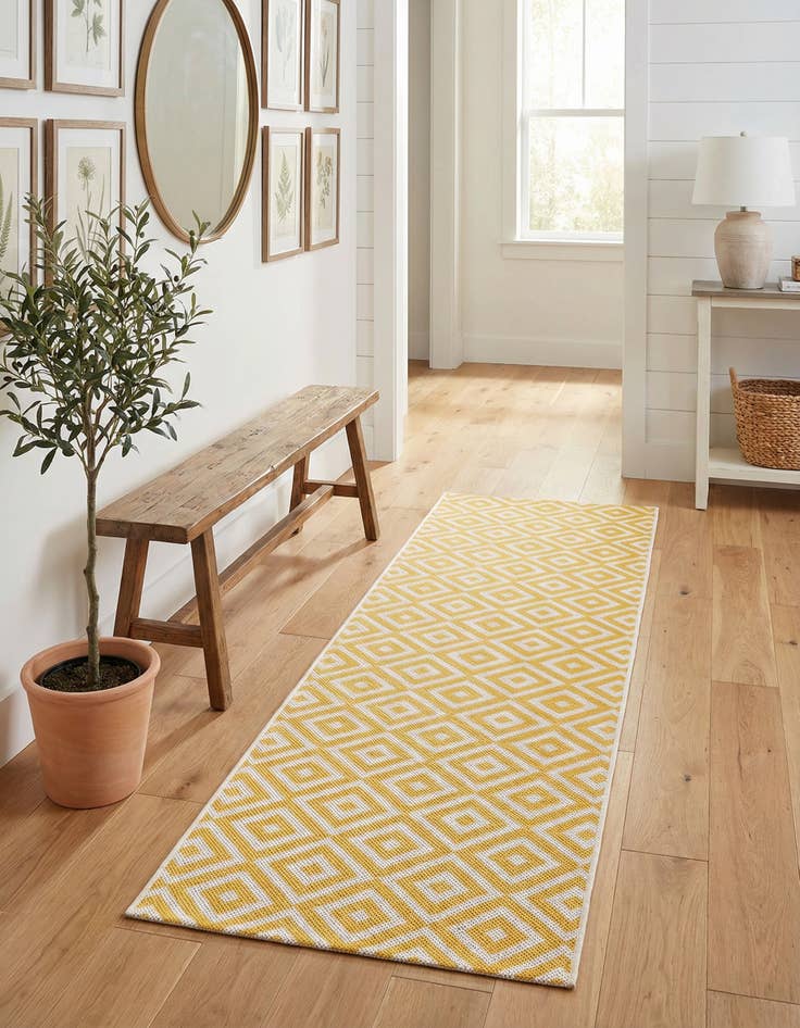 Detail image of 2' x 6' Easy-Clean Jill Zarin Costa Rica Indoor / Outdoor Runner Rug