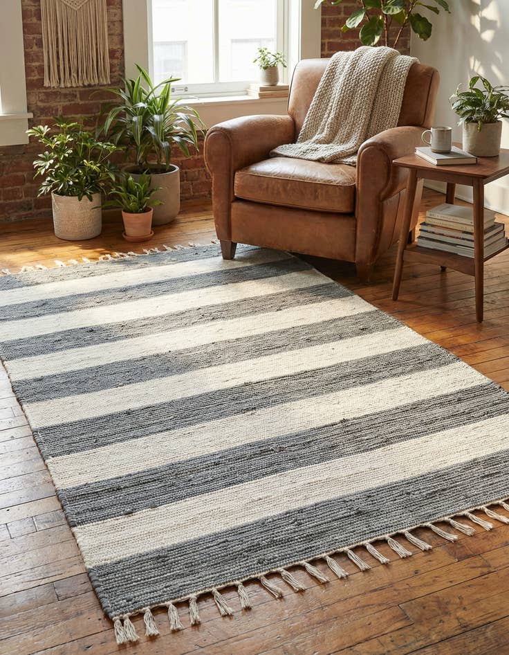 Detail image of  4' 1 x 6' 1  Hand Woven Chindi Rag Rug