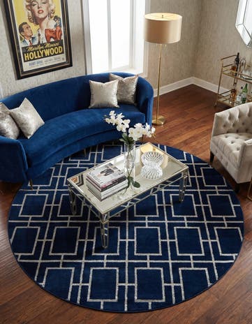 7' 10 x 7' 10 Marilyn Monroe™ Glam Deco Round Rug