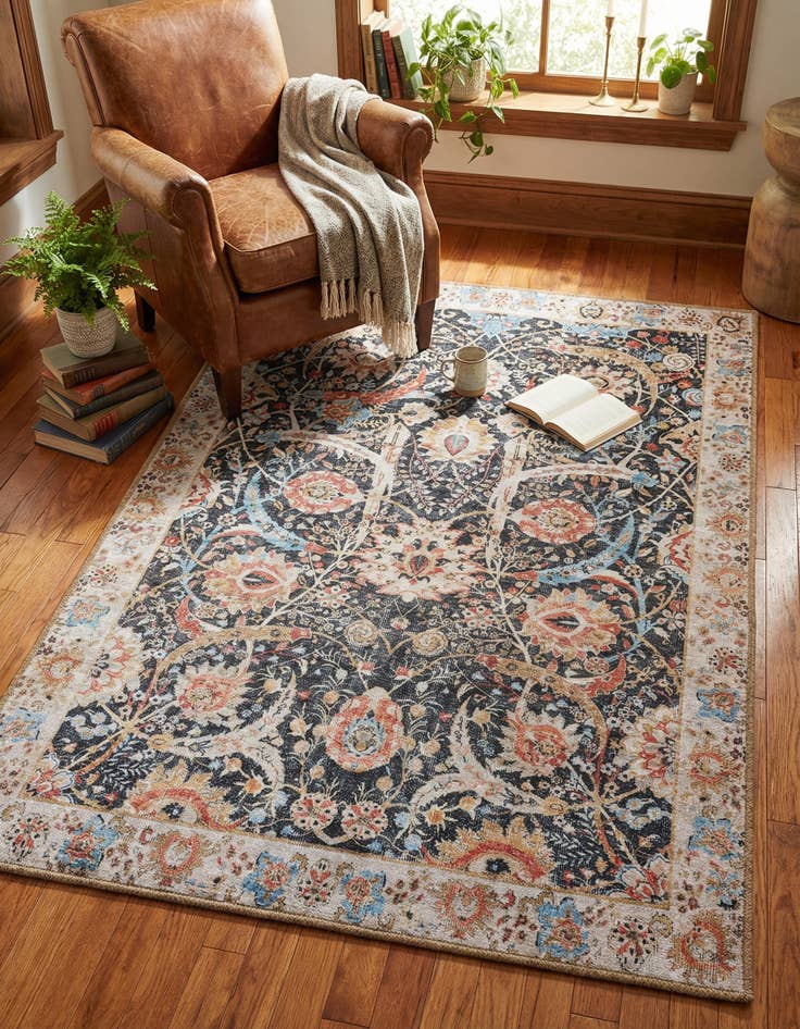 Detail image of 3' 6 x 5' 6 Timeless Rug