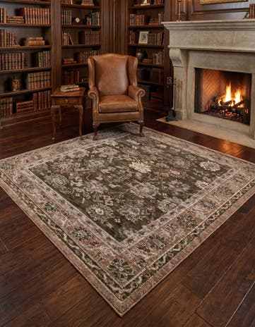 Green Grand Tradition Rug