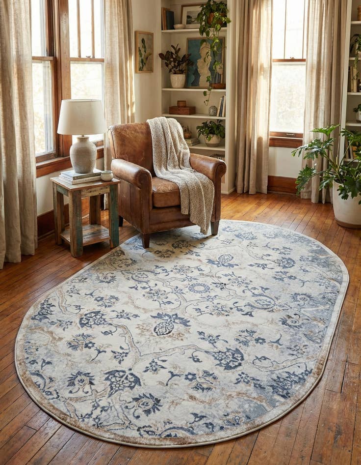 Detail image of 5' 3 x 8' Highbury Oval Rug