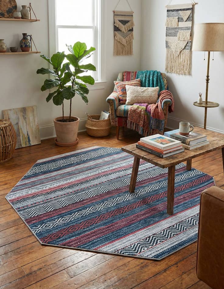 Detail image of 5' x 5'  Washable Yara Octagon Rug