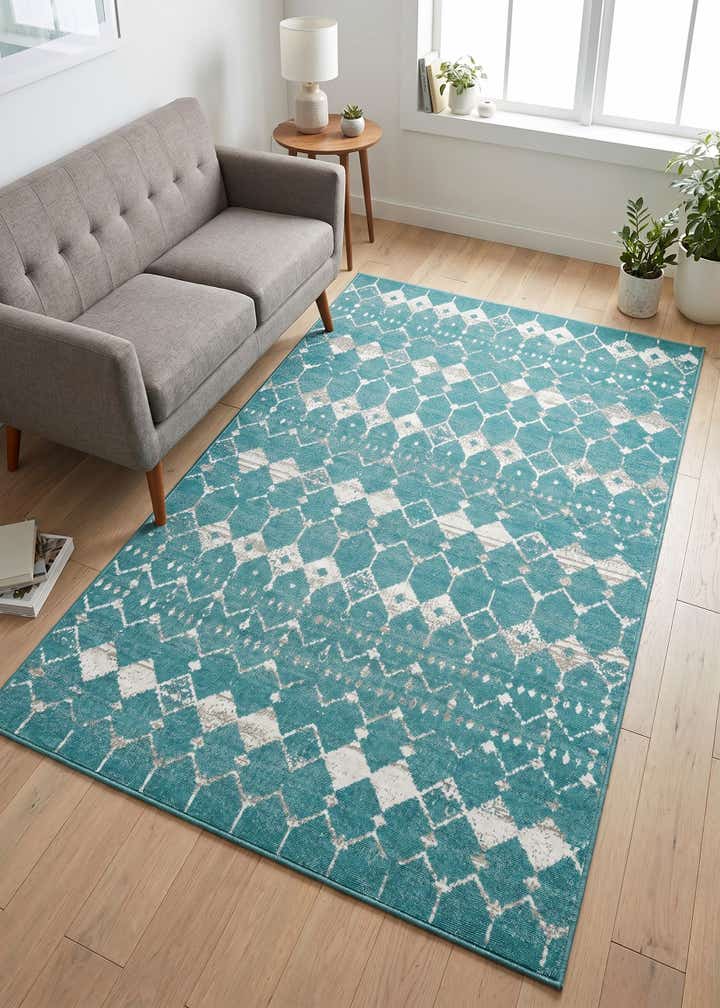 5' 3 x 8' Easy-Clean Trellis Indoor / Outdoor Rug