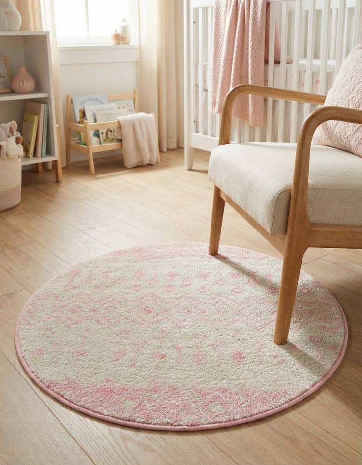 Detail image of 3' 3 x 3' 3 Moroccan Trellis Round Rug