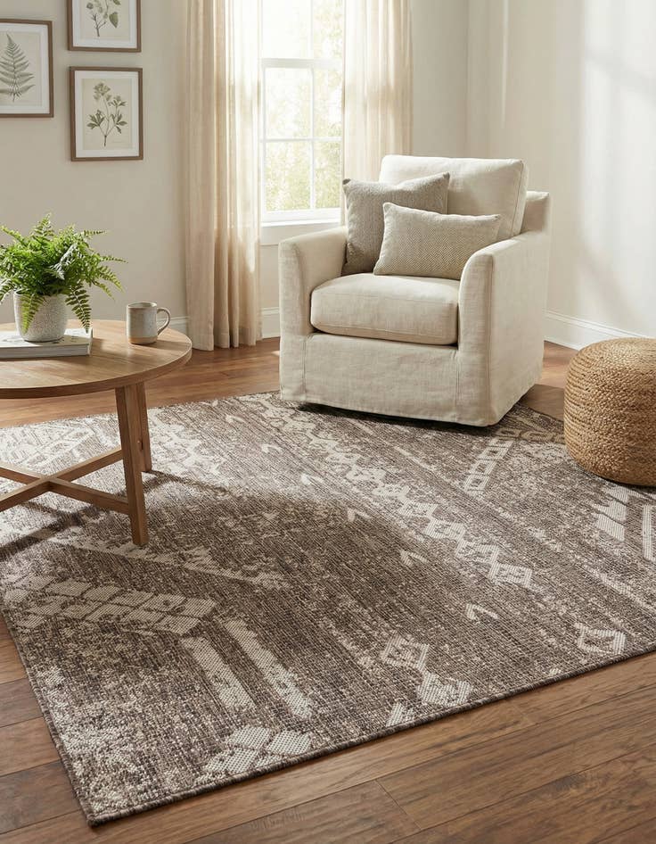 Detail image of 5' 3 x 5' 3 Washable Bohemian Indoor / Outdoor Square Rug