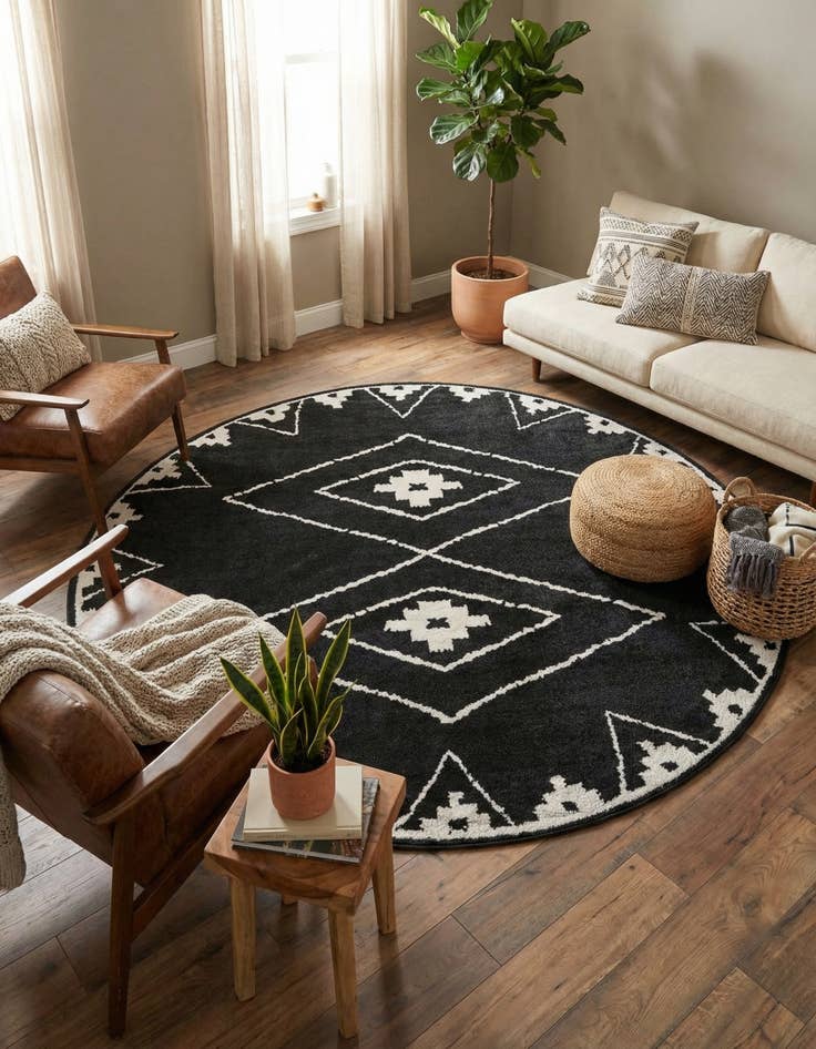 Detail image of  7' 10 x 7' 10 Oslo Round Rug