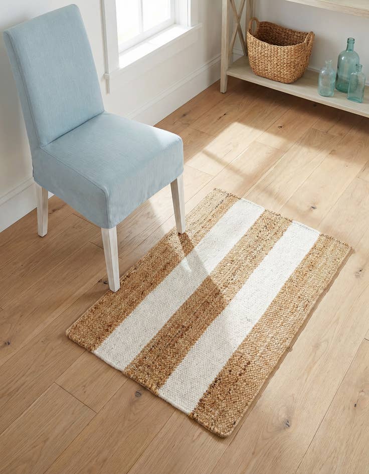 Detail image of 2' x 3' 1 Jill Zarin Hamptons Rug