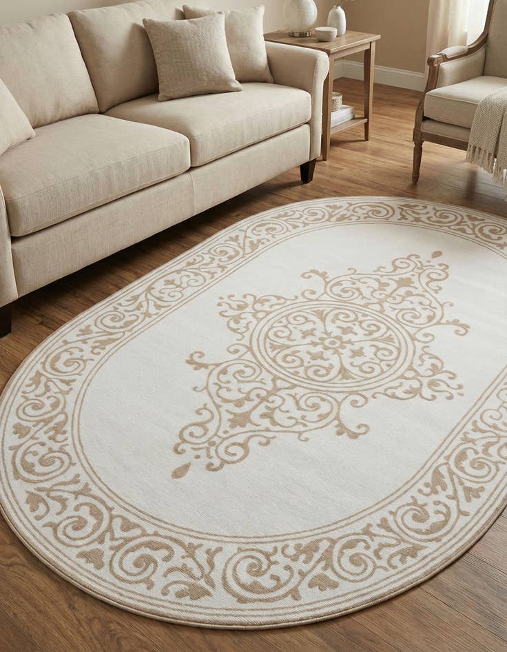 Detail image of 5' 3 x 8' Hermitage Oval Rug