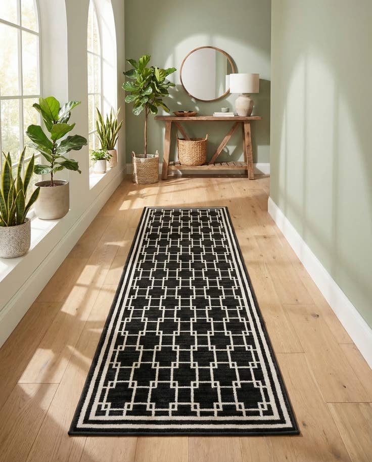 Detail image of Jill Zarin 2' x 6' Metropolitan Uptown Runner Rug