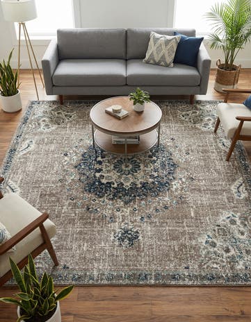 7' 10 x 7' 10 Carrington Square Rug