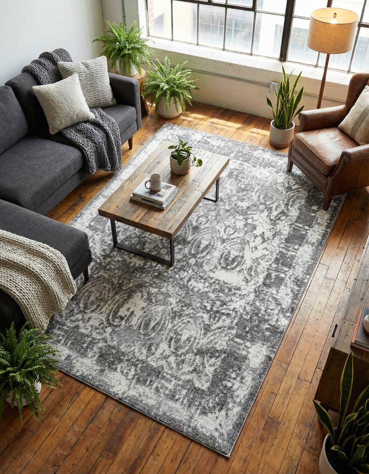 Detail image of 5' x 8' Venice Rug