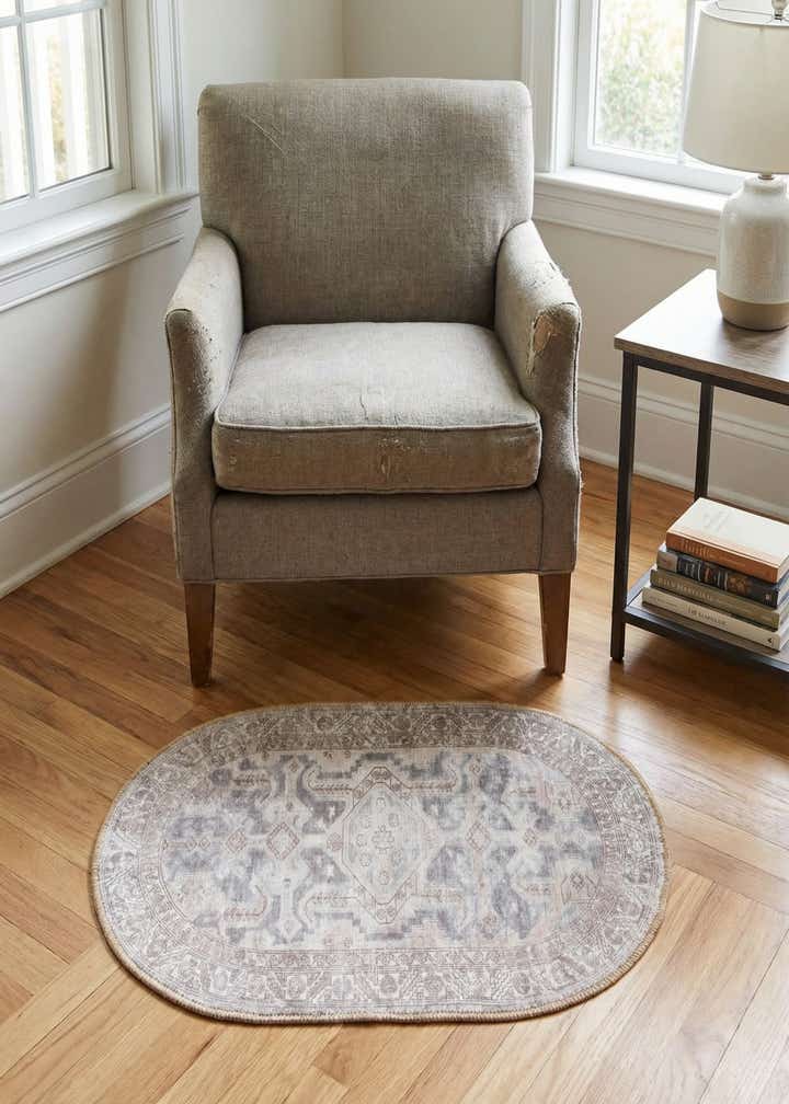 2' x 3' Washable Timeless Oval Rug