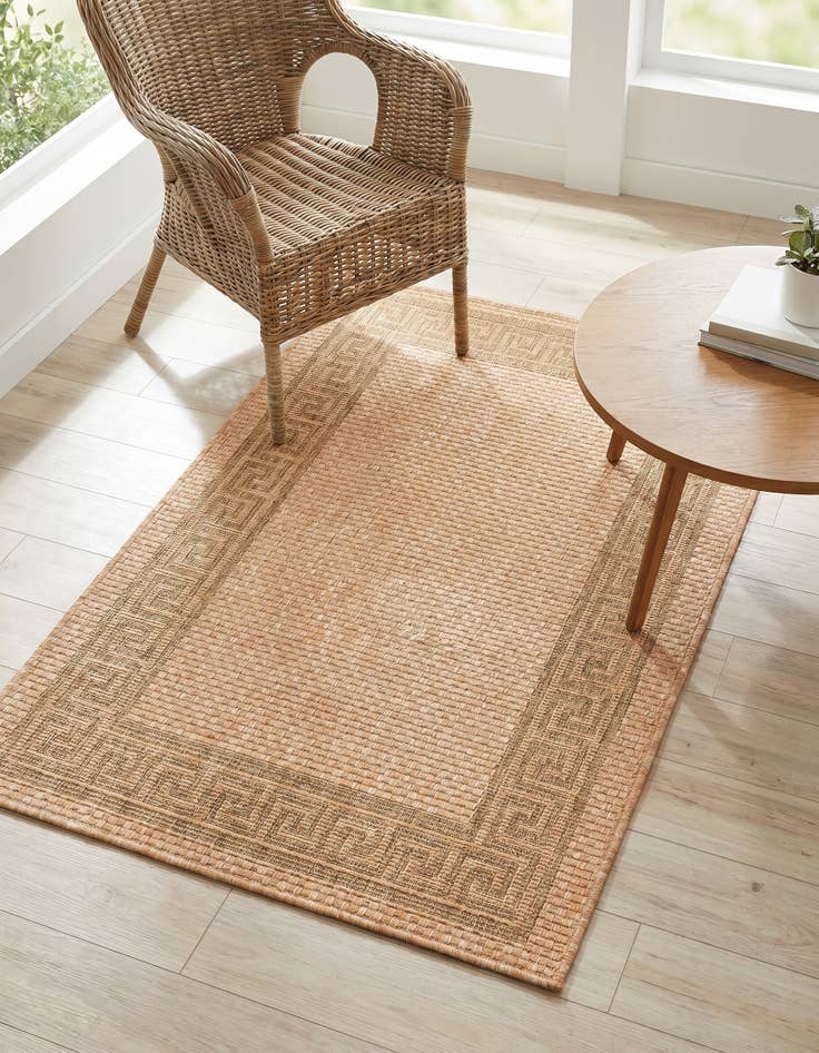 Detail image of 3' 3 x 5' Easy-Clean Border Indoor / Outdoor Rug