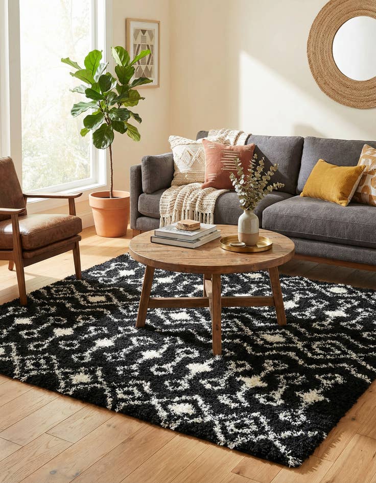 Detail image of 6' x 6' Moroccan Trellis Shag Square Rug