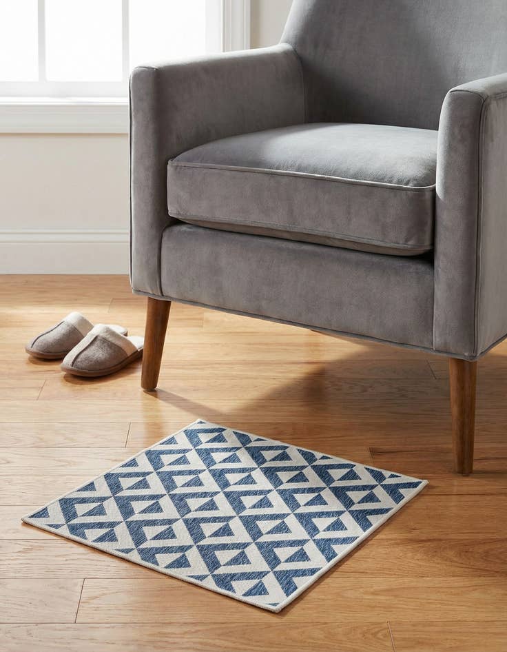 Detail image of 1' 4 x 1' 4 Washable Jill Zarin Napa Indoor / Outdoor Sample Rug