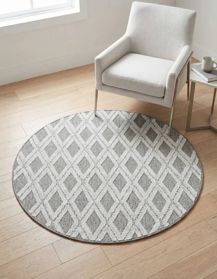 Detail image of 3' 3 x 3' 3 Arlo Round Rug