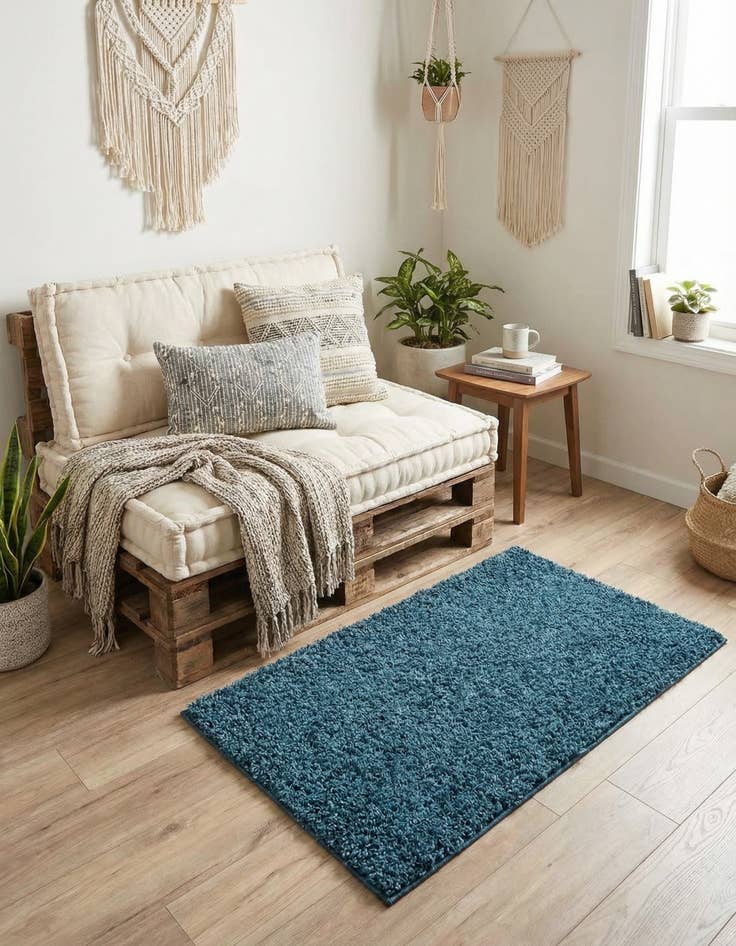 Detail image of 3' 3 x 5' 3 Comfort Solid Shag Rug