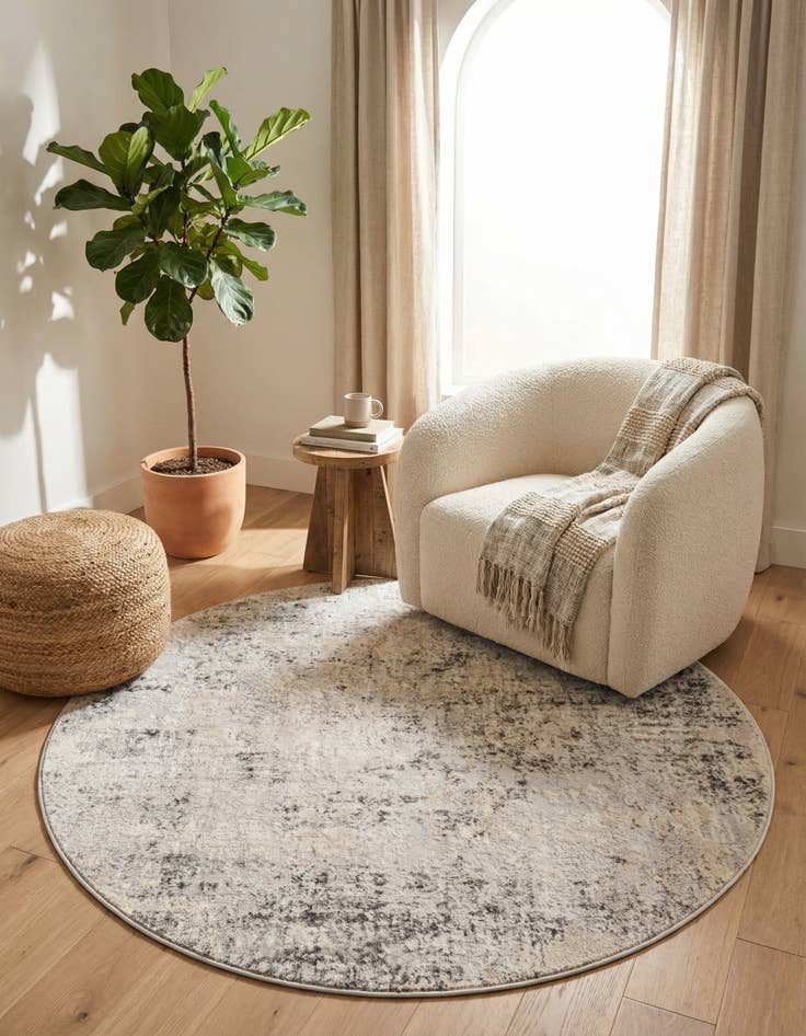 Detail image of 5' 3 x 5' 3 Caspian Round Rug