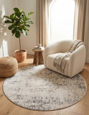 5' 3 x 5' 3 Caspian Round Rug