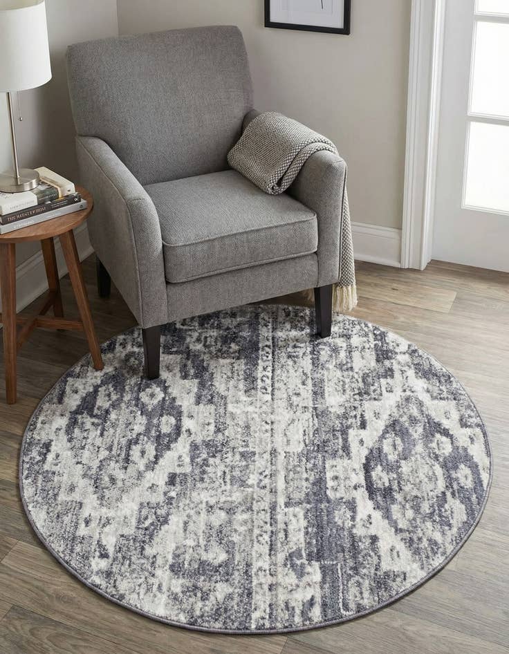 Detail image of 3' 3 x 3' 3 Vega Round Rug