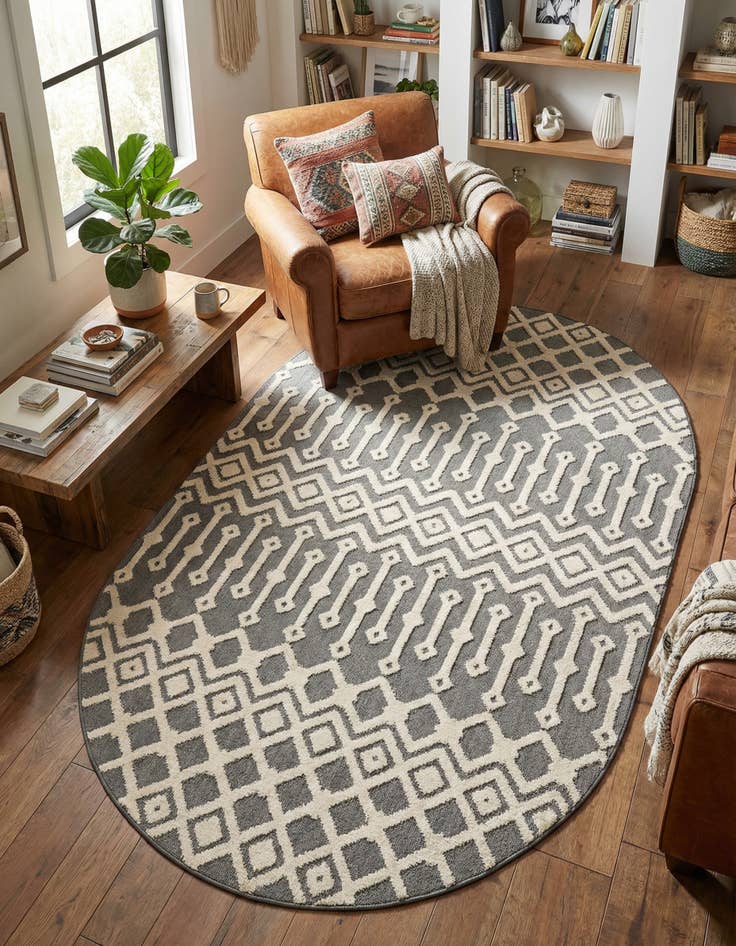 Detail image of 5' 3 x 8' Arlo Oval Rug