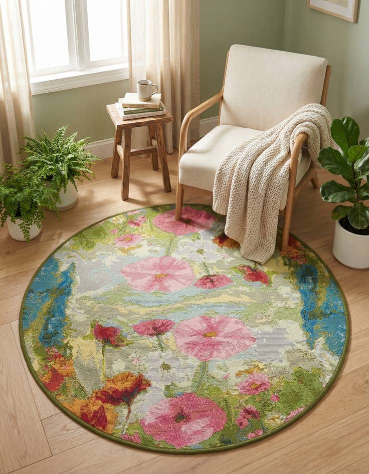 Detail image of 3' x 3'  Washable Botanical Indoor / Outdoor Round Rug