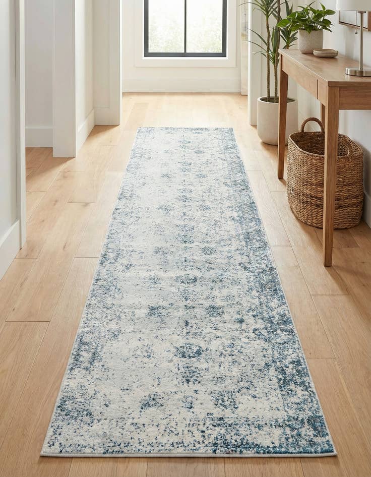 Detail image of 2' 7 x 12' Monaco Runner Rug
