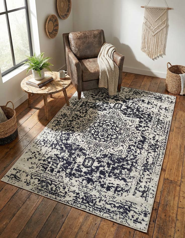 Detail image of 4' x 6' Arlington Rug