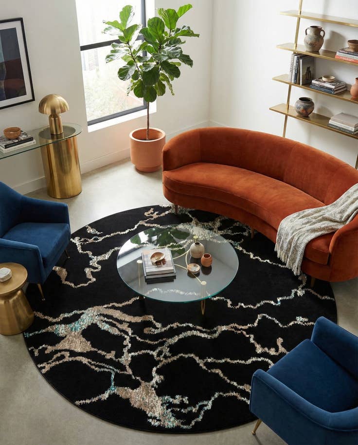 Detail image of 10' x 10' Madeline Round Rug
