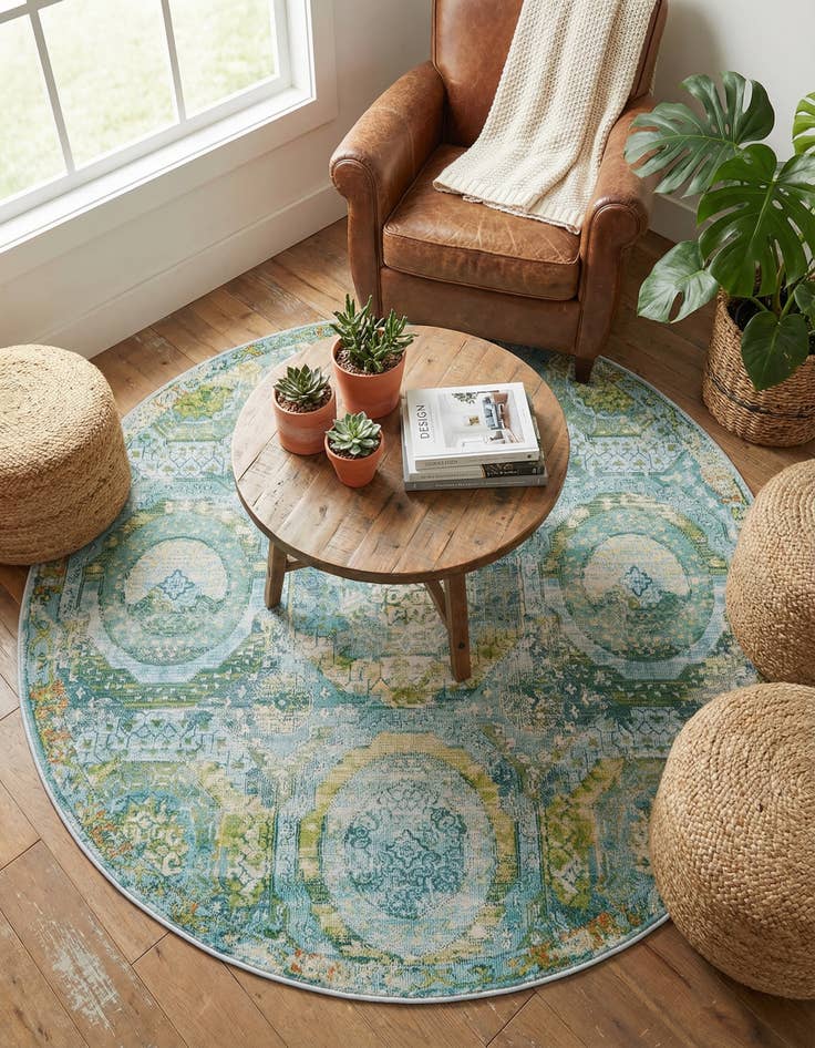 Detail image of 5' 5 x 5' 5 Santiago Round Rug