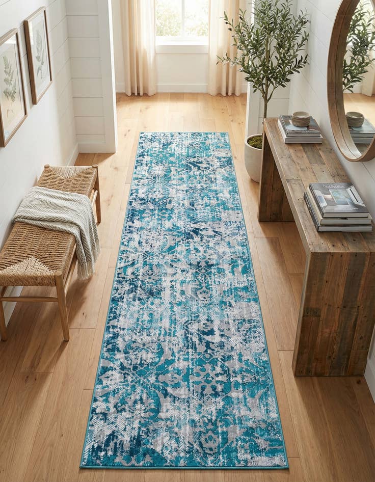 Detail image of 2' 7 x 10' Lucerne Runner Rug