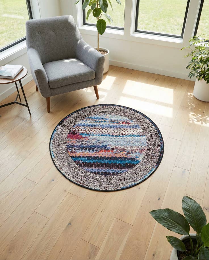 Detail image of 3' x 3' Easy-Clean Modern Indoor / Outdoor Round Rug
