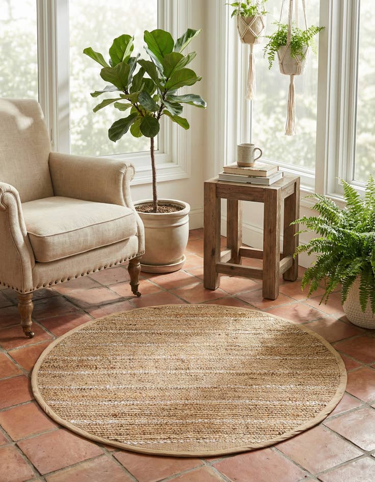 Detail image of 3' 1 x 3' 1  Hand Braided Laurel Handwoven Jute Round Rug