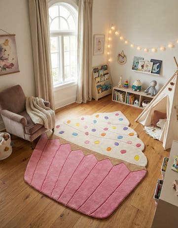 5' 4 x 6' 1 Happy Rugs Cupcake Wool