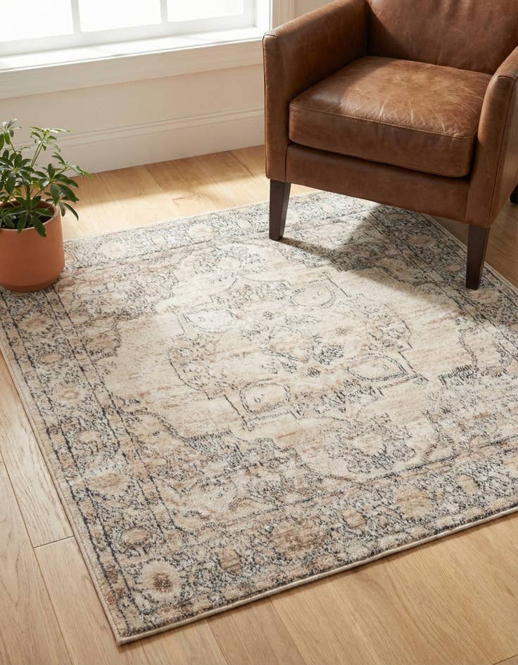 Detail image of 4' x 4' Oregon Square Rug