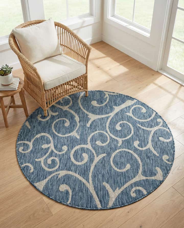4' x 4' Easy-Clean Botanical Indoor / Outdoor Round Rug