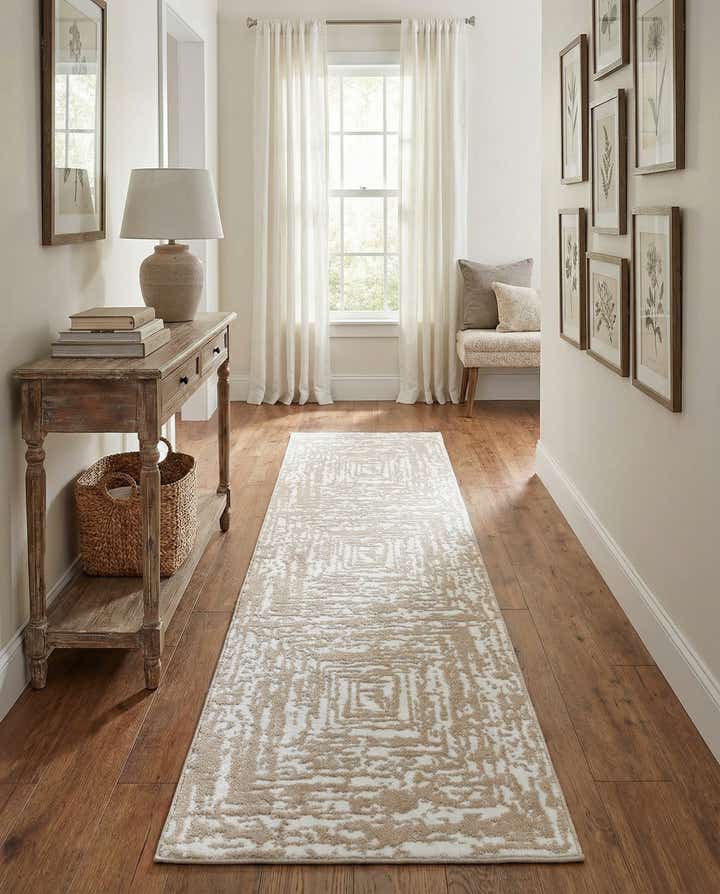 2' x 8' Hermitage Runner Rug