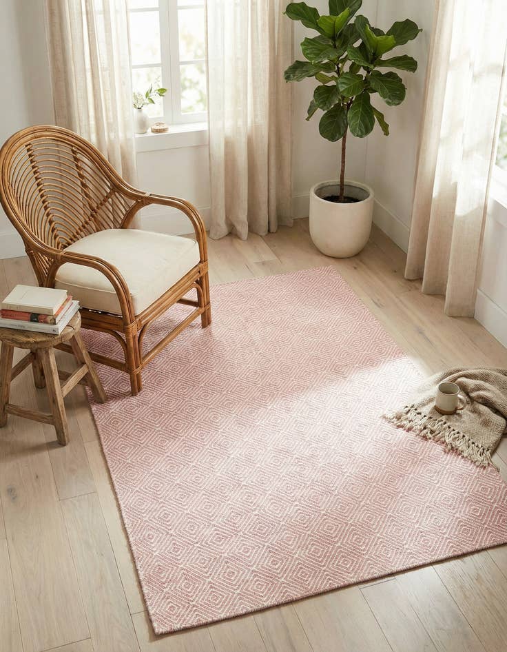 Detail image of 4' 1 x 6' 1  Hand Woven Geo Trellis Flatweave Rug