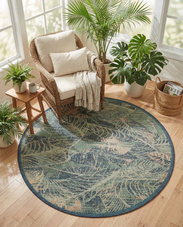 Detail image of 5' 3 x 5' 3 Easy-Clean Baja Indoor / Outdoor Round Rug