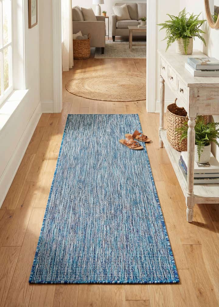 2' x 6' Easy-Clean Solid Indoor / Outdoor Runner Rug